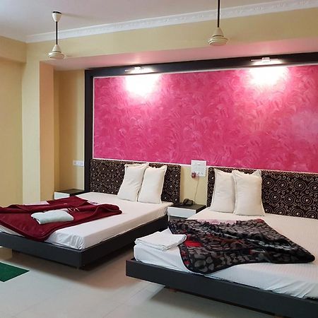 Hotel Swagatam International Tarapith Esterno foto