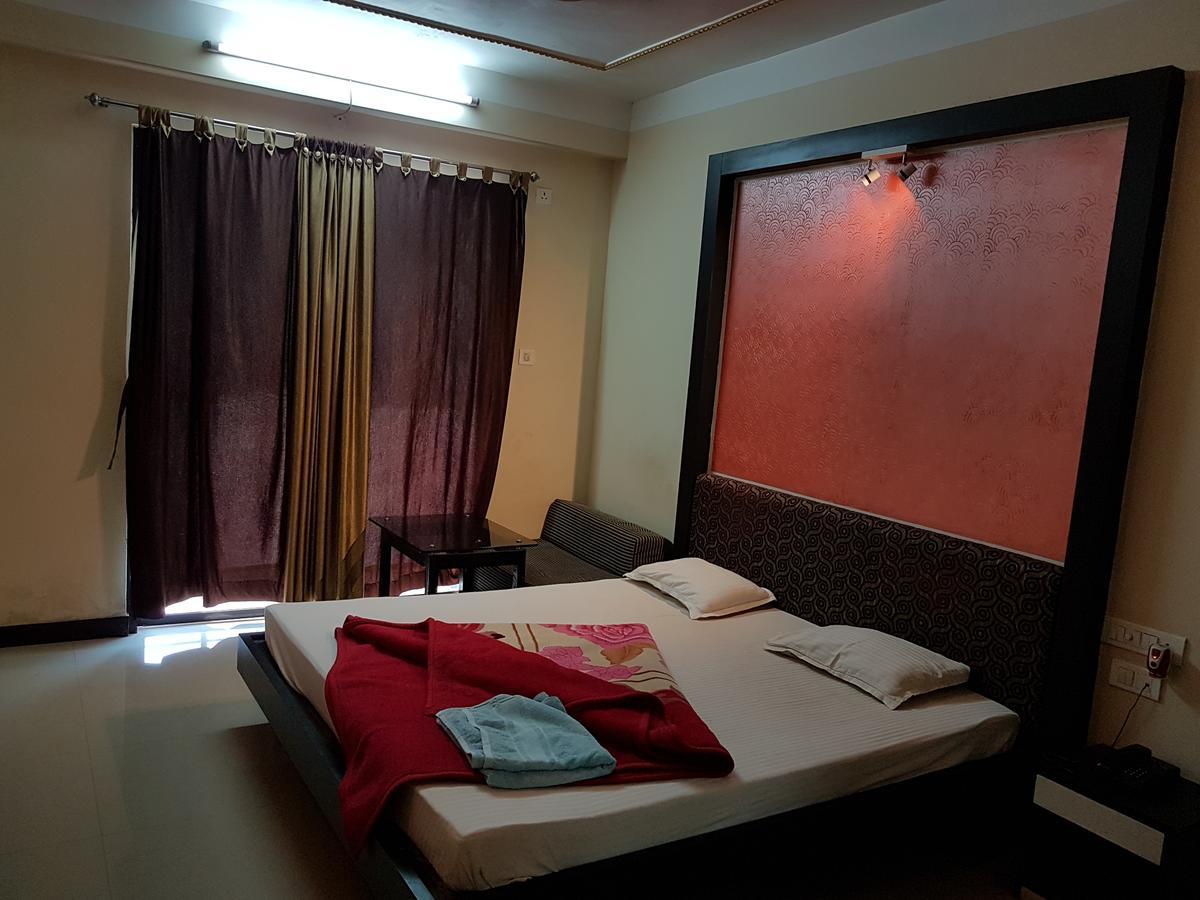 Hotel Swagatam International Tarapith Esterno foto