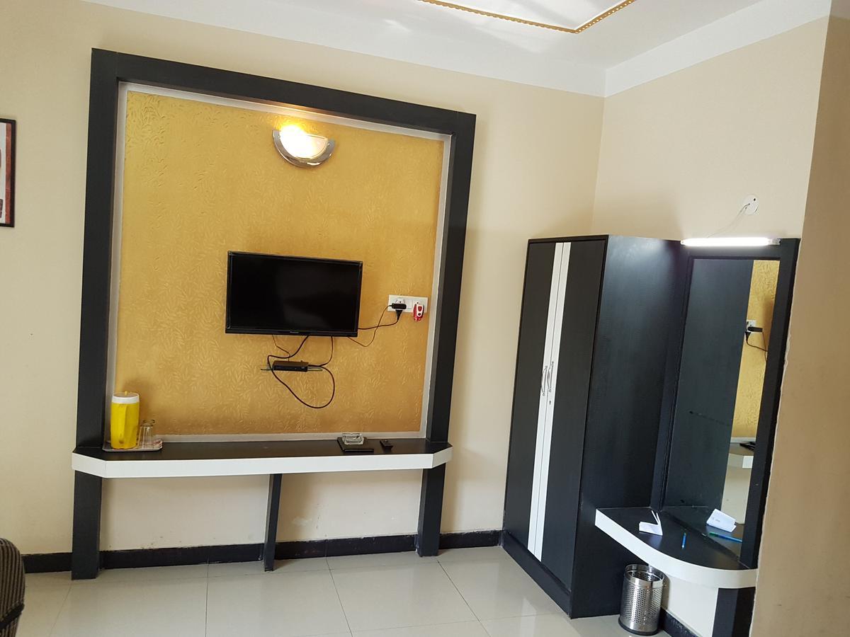 Hotel Swagatam International Tarapith Esterno foto