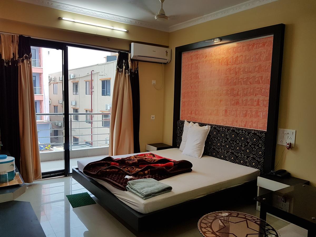 Hotel Swagatam International Tarapith Esterno foto
