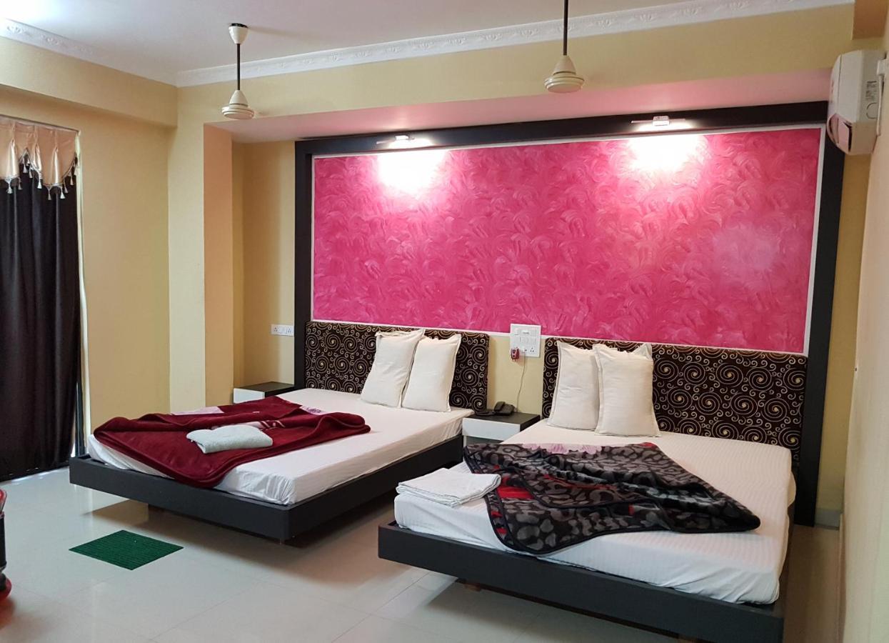 Hotel Swagatam International Tarapith Esterno foto